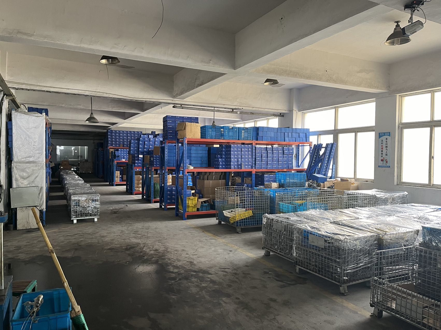 Taizhou Lanqing Oil Pump Co.,Ltd linea di produzione in fabbrica
